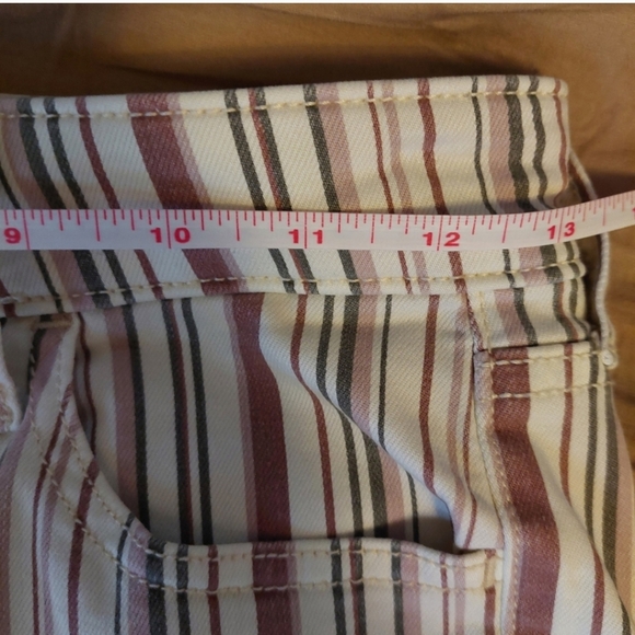 American Eagle Next Level Stretch High Rise Skinny Striped Jegging - Picture 12 of 14